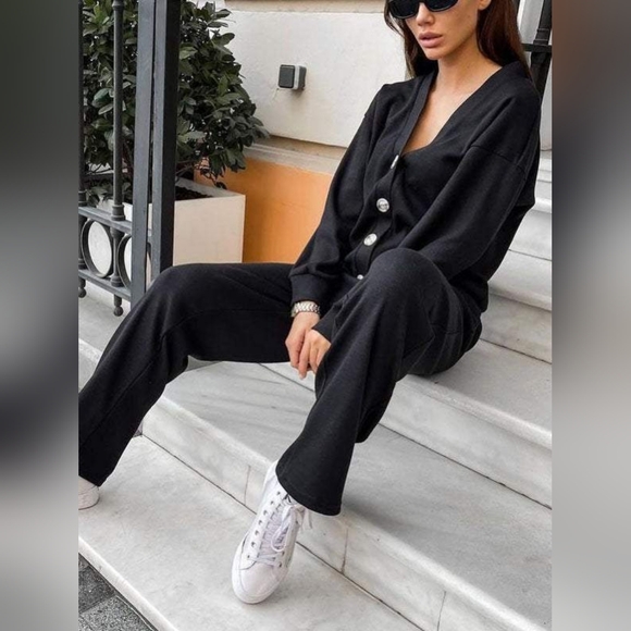 Full Size Button Up Long Sleeve Top and Pants Set. Full Sizes Available 2X-5X - Picture 2 of 6